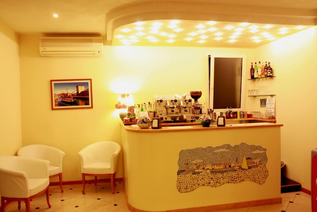 Hotel Monica チェルヴィア エクステリア 写真