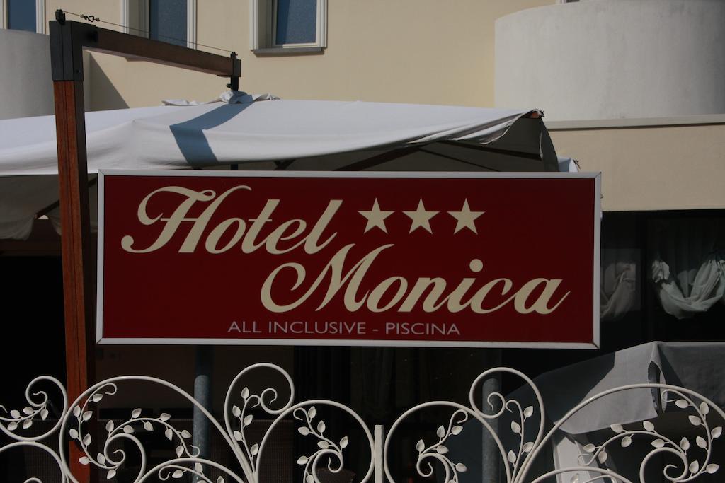 Hotel Monica チェルヴィア エクステリア 写真